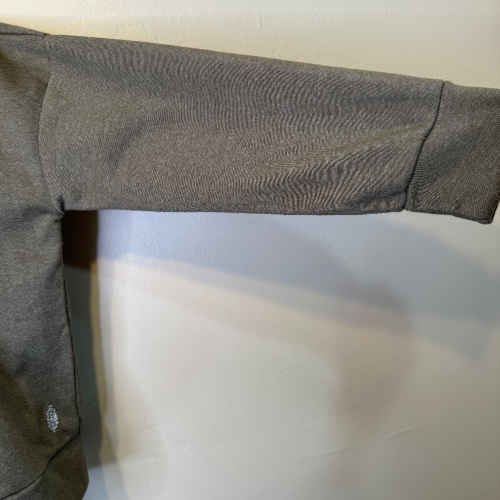 FP Movement | NWOT Army Green Work It Out Soft Oversized VSCO Hoodie Sweatshirt - Picture 12 of 16